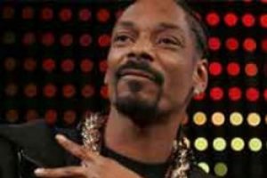 &Uuml;nl&uuml; rap&ccedil;i Snopp Dogg g&ouml;zaltına alındı...