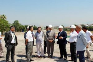 Vali Toprak'tan Karşıyaka Stadı'nda inceleme