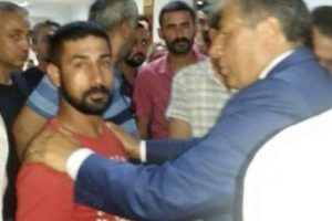İzmir'de bir garip operasyon: CHP'li gen&ccedil; 4 ayrı sol &ouml;rg&uuml;te &uuml;yelikten tutuklandı