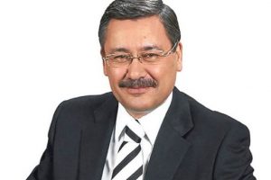 G&ouml;k&ccedil;ek'ten CHP'de tasfiye iddiası