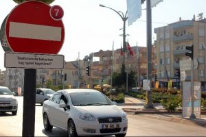 Trafikteyken cep telefonu ile konuşulmasını engelleyecek proje