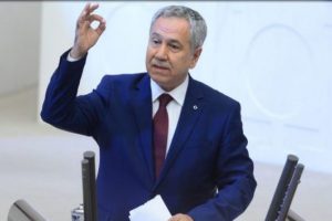 B&uuml;lent Arın&ccedil;'tan 'Hanım bir sus' a&ccedil;ıklaması