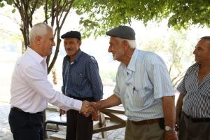 Başkan Bozbey G&ouml;k&ccedil;ek&ouml;y'de sorunlara kulak verdi