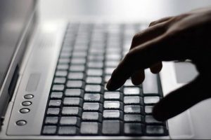 Bursa'da internetten 75 bin liralık vurgun!