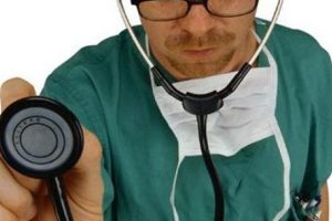 Kadın hastalarının &ccedil;ıplak fotoğraflarını &ccedil;eken doktor su&ccedil;unu itiraf etti