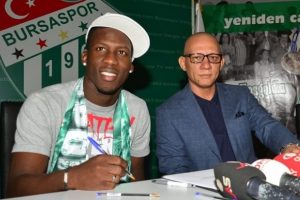 Luis Advincula resmen Bursaspor'da!