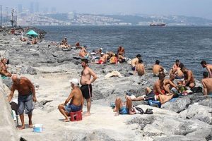 İstanbullular sahillere akın etti