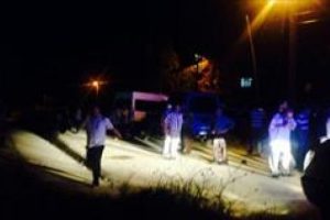 Komşu kavgasında kan aktı