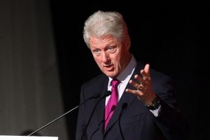 Clinton'a rekor konferans &uuml;creti