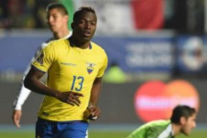 West Ham'da Valencia sakatlandı