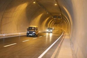 Konak T&uuml;neli a&ccedil;ıldı ama riskli eksikler giderilmedi