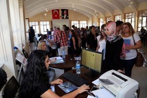&Uuml;niversitelere kayıtlar başladı