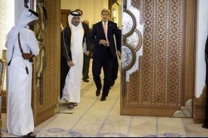 Kerry, Lavrov ve KİK dışişleri bakanları Doha'da
