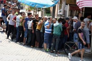 Suriyeliler dolup boşalıyor