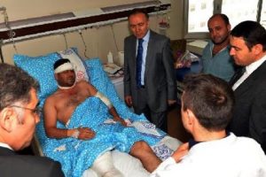 Karakol saldırısında yaralanan askerlere 'ge&ccedil;miş olsun' ziyareti
