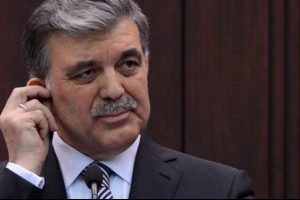 Abdullah G&uuml;l'&uuml;n ofisinde b&ouml;cek bulundu iddiası!