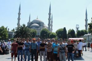 TDV'den bin &ouml;ğrenciye eğitim kampı