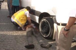 Beyoğlu'nda trafik ışıklarında cinayet