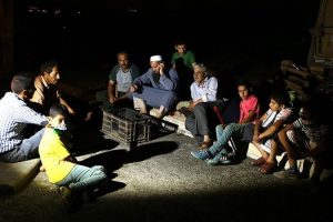 Filistinliler saldırılara karşı gece n&ouml;bette