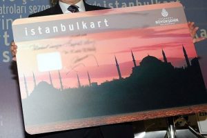 &Uuml;niversiteye kayıt sırasında indirimli 'İstanbulkart'