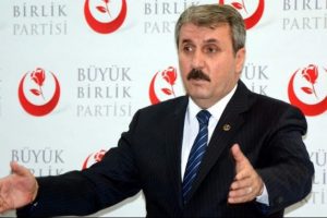 Mustafa Destici: ''Se&ccedil;imlerden &ouml;nce de uyarmıştık milletimizi''