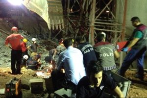 G&ouml;&ccedil;&uuml;k altından 2 iş&ccedil;inin cenazeleri &ccedil;ıkarıldı