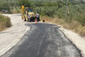 Bursa Mudanya'da yollar asfaltlanıyor