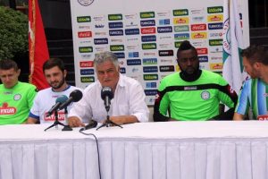 &Ccedil;aykur Rizespor'da imza şov!