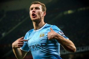 Edin Dzeko Roma yolunda