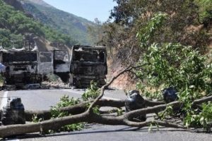 Tunceli-Erzincan yolu 6 g&uuml;nd&uuml;r kapalı