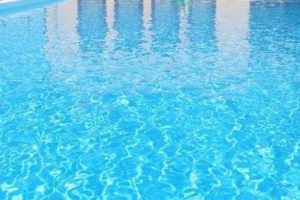 Kemer'de havuza d&uuml;şen &ccedil;ocuk boğuldu
