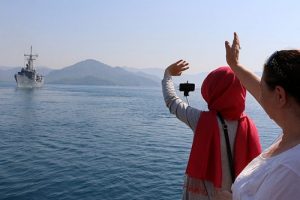TCG Gemlik deniz haydutluğuyla m&uuml;cadele i&ccedil;in uğurlandı