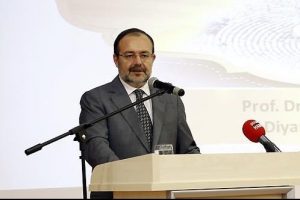 Prof. G&ouml;rmez: Hac turistik seyahat değil