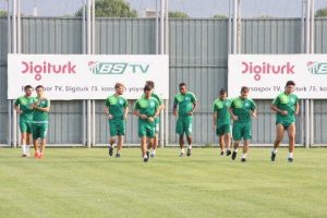 Bursaspor'da tempo d&uuml;şm&uuml;yor