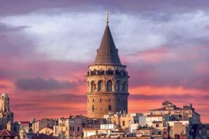 26 yıllık turizmci İstanbul i&ccedil;in uyardı