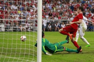 Bayern M&uuml;nih'i Lewandowski sırtladı!
