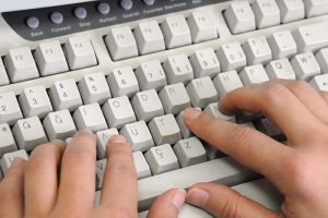 &Ouml;ğrenciler 'e-kayıt'ı tercih etti