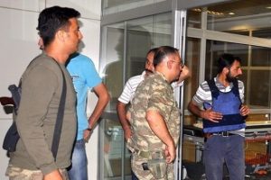 Askere yapılan silahlı saldırıda iki kişi tutuklandı