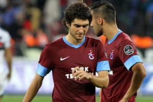 Trabzonspor 3 futbolcu ile yollarını ayırdı