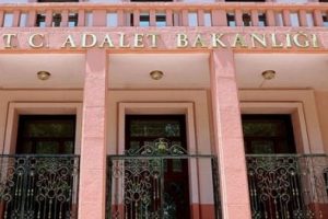 5 bakanlıkta g&ouml;revden alma ve atama