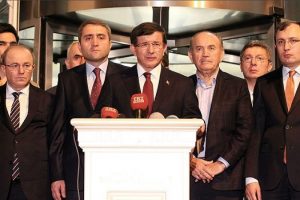 Davutoğlu: Siyasi m&uuml;hendislik boyutu da var
