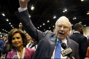 Warren Buffett, tarihinin en b&uuml;y&uuml;k anlaşmasına imza atacak
