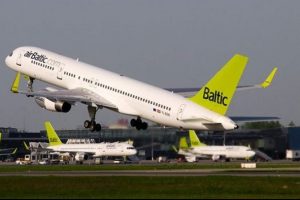 Pilot ve hostesler sarhoş olunca...