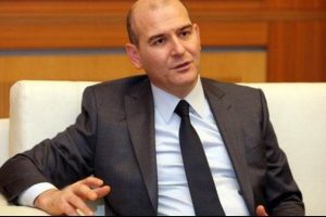 AK Parti'li S&uuml;leyman Soylu: "HDP silah bırakmalıdır"