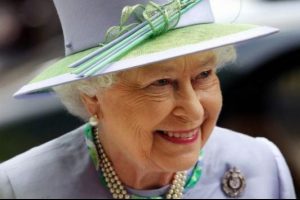 B&uuml;y&uuml;k iddia: IŞİD, Krali&ccedil;e Elizabeth'e suikast planlıyor