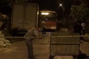 İzmir'de belediye otob&uuml;s&uuml;ne molotof kokteyli saldırı