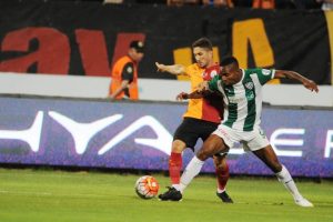 Villareal Bakambu'dan vazge&ccedil;miyor!