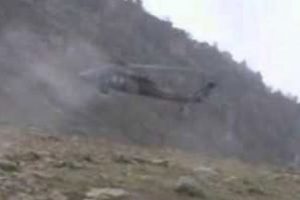 Askeri helikoptere saldırı