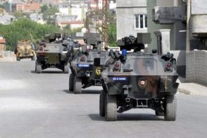 Silopi'de zırhlı araca saldırı: 4 polis şehit