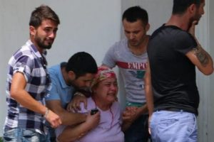 Doğan Acar'ın şehit haberi ailesine verildi, feryatlar y&uuml;rekleri yaktı